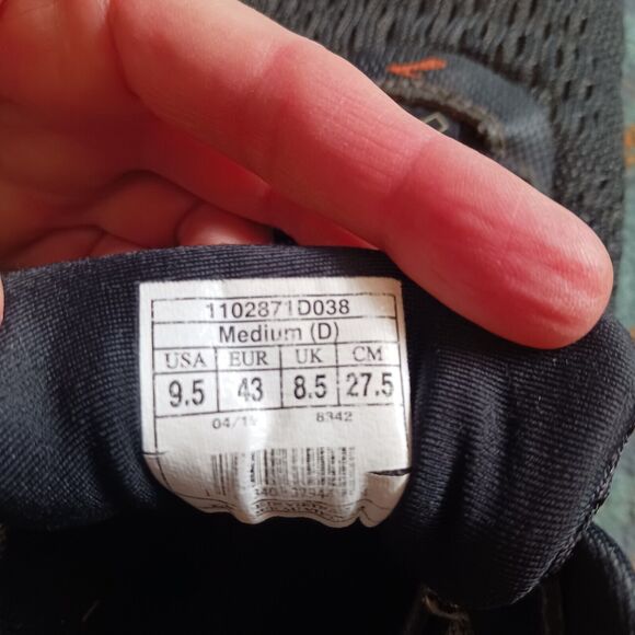 Brooks Ghost 11 Gore-Tex Running Shoe Men size 9.5D Black Orange Sneaker - Picture 10 of 10